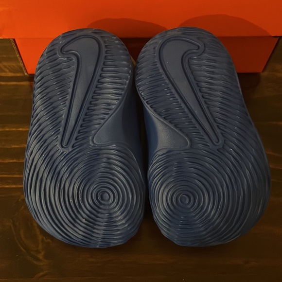 Nike Team Hustle D 9 (TD) - Picture 3 of 4